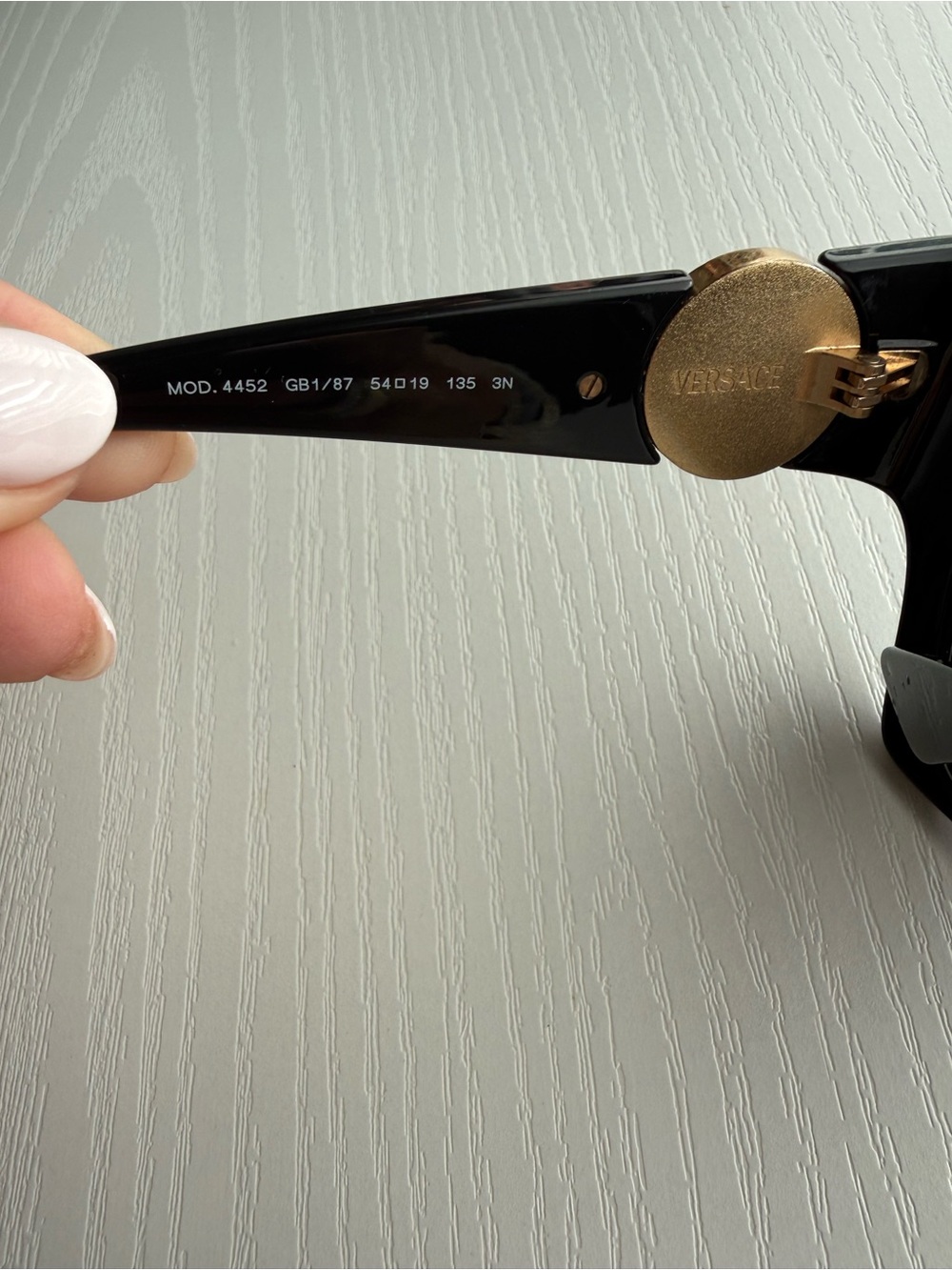 😍 STUNNING Authentic Versace Sunglasses! Model VE-4452 - Picture 4 of 5